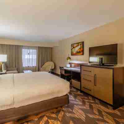 DoubleTree by Hilton Lawrence Rooms