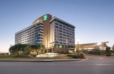 Embassy Suites by Hilton Huntsville Các khách sạn gần Independent Musical Productions