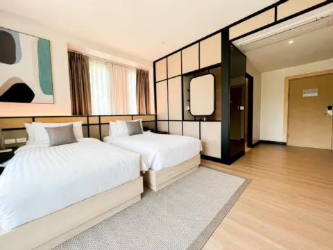 ดีลักซ์ คอร์เนอร์ (เตียงทวิน)