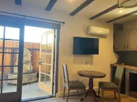 Charming Studio Suite Located Just Steps From Historic Sonoma Plaza