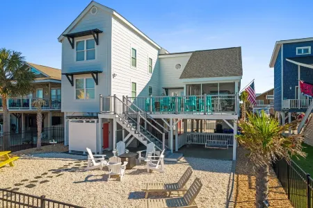3CooksVacations 'The Sandlot' -Canal Home + Boat Dock in Ocean Isle Beach, NC
