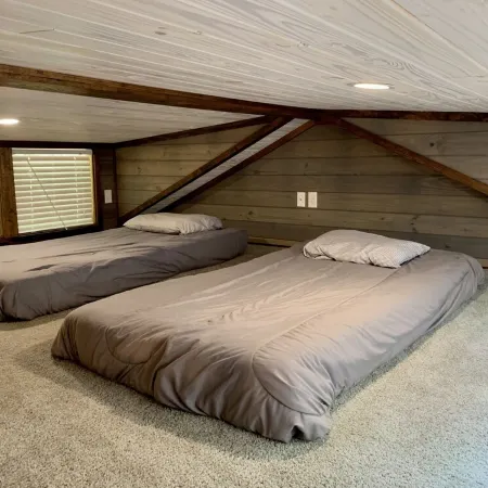 Tiny Home only 1 mile to Vogel State Park!  Wandering Wood at the Reece Farm Vlg