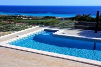 ELEGANCE, PANORAMIC VIEW, AMAZING POSITION -  Ferienhäuser