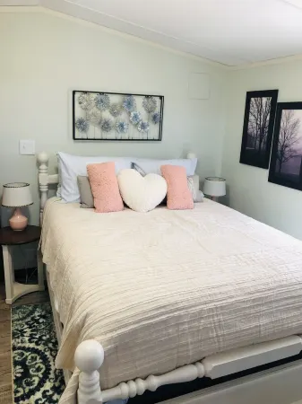 Lily’s Pad 5 Minute Drive from the Interlochen Arts Accademy