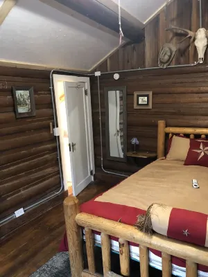 Cozy Cabin