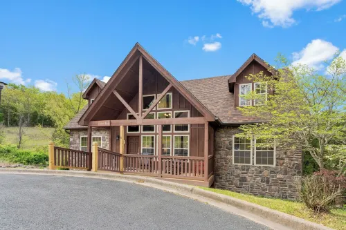 Fall colors - Holidays-Golf-Tennis-Coffee bar-Resort-close to Silver Dollar City