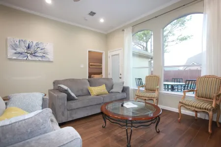 Cozy, Warm, Pool, BBQ, 2 KingBeds, Sleep 11