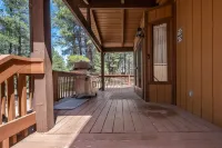 BEAUTIFUL CABIN IN THE PINES :)