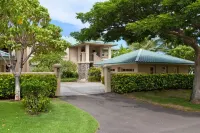 Newly Renovated Popular Mauna Kea Condo - Spectacular Panoramic Ocean Views Hotels near Spencer Beach Park