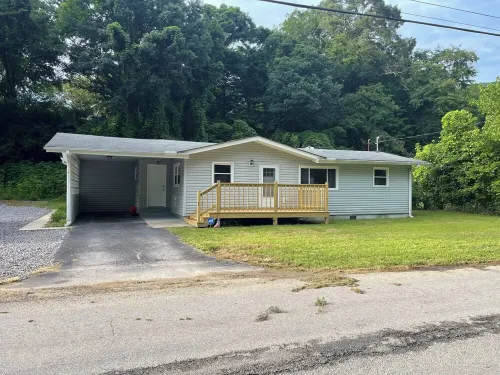 Crooked Fork Lodge @ Windrock Park Hotels in Morgan County