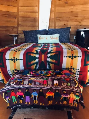 Cozy Glamping Teepee with Pool, Pickleball & Park Access