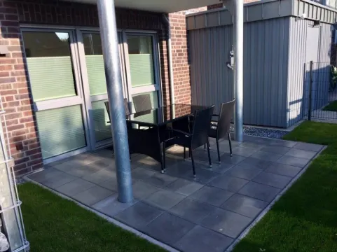 Modern vacation apartment - centrally located and close to the beach