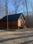 Eagle's Landing - 1-bedroom cabin plus sleeping loft minutes from Patoka Lake