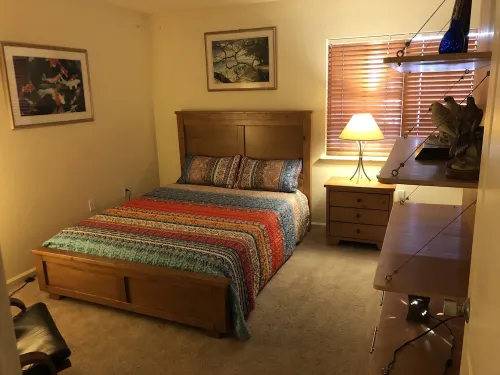 Beautiful, Spacious Riverside Condo with River & Mountain Views Hotels in Edwards