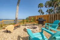 Fall Discount Riverfront Property - Minutes to Beach!