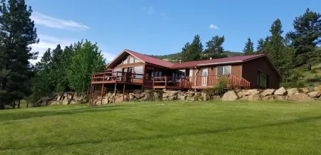 Room #2 @ Montana's Wolf Creek Lodge