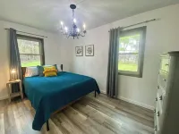 Cabin on Gorgeous Lake Ida, Near the Carlos Creek Winery!