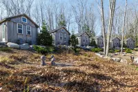Mid-Coast Maine cabin less than an hour from Acadia NP! New Sauna! Cabin #3 Pine - 小木屋