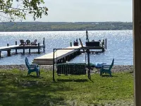 Level Seneca Lakefront Chalet-Gorgeous Sunsets 3,510 sq. ft.