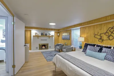 Stylish Home, Great Location Hotels near The Mountain Valley Weavers