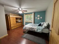 Cozy Cottage Hotels near Roscommon Zoo