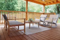 Cute home in the HEART of Madison