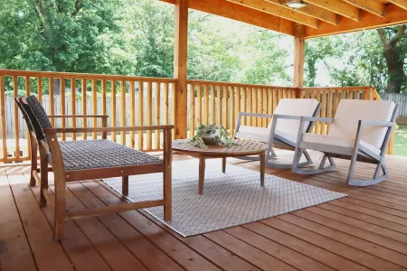 Cute home in the HEART of Madison