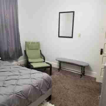 Relax Inn this Knotty & Nice entire Home Rooms