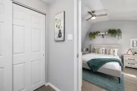 The Bohemian A Frame. Hotel a Pine B Township