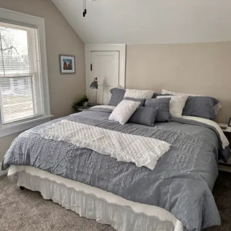 Swordfish Suite - Dog Retreat …Dog Friendly House- 2 blocks from Lake! Отели в г. Клир Лейк