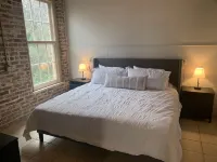 Historic 2 br & 2 ba On the River