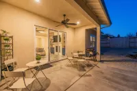 NEW Luxury 4Bdrm Home / Adventure Base Camp