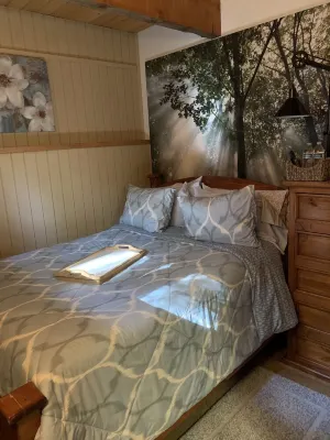 OUR HAPPY PLACE. Hotels in Running Springs