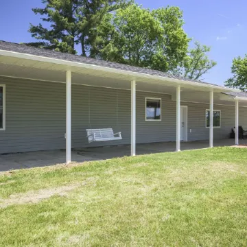 Peaceful Country Home