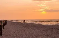 Aktivhof - sunny island with balcony 5 minutes from the beach