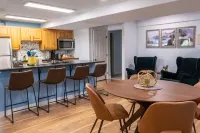 Vista Pointe of View - Tons of trails, near restaurants, lots of privacy