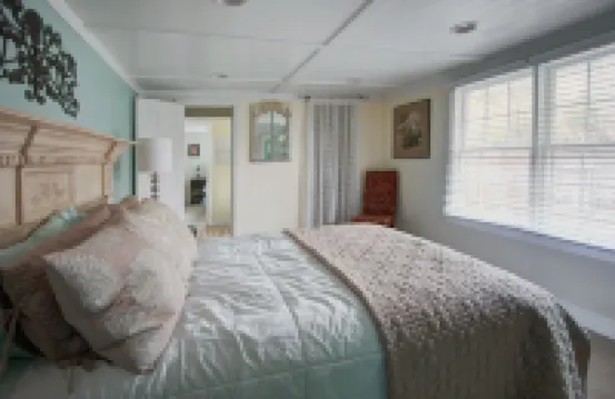 So cute and close to the beach