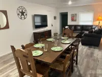 Cowtown Cottage - Stockyards