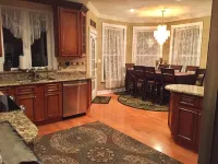 Beautiful Home in Happy Valley 2.2 Miles from Beaver Stadium