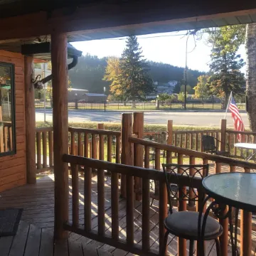 Mountain Peaks Inn, GREEN MOUNTAIN SUITE, Downtown Hill City