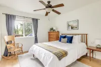 Modern Family Cabin with Gas Fireplace, WIFI + EV CHARGER