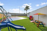 Lakefront Mansion•7Br•Pool•5Min to Hard Rock