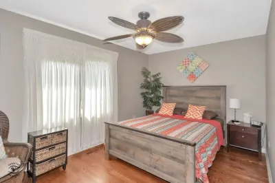 Great place to stay in Warrenville