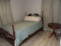 CLOSE TO FT JACKSON, WILLIAMS-BRICE STADIUM, VA HOSP, FAMILY FRIENDLY. SLEEPS 10