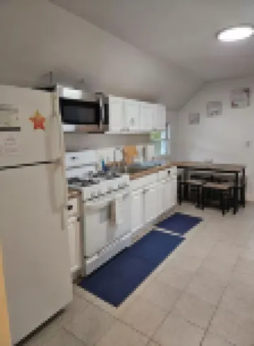 Amazed 3 Bd Hillside House Hotels in Hillside