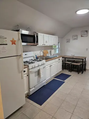 Amazed 3 Bd Hillside House