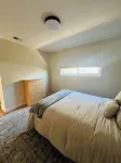 Charming 3 Bedroom Home in Campbell Minutes from Downtown in Quiet Neighborhood Hotels near Marijane Hamann Park