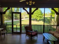 Private PET FRIENDLY 4 Bedroom-4 Bath Cottage Near Ski Resorts! Harbor Springs