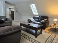 (NEW LISTING Beautiful Summer Rental (2) Nr Acadia National Park & Bar Harbor