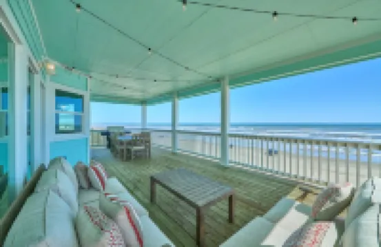 Beachfront Beauty with Bay Views and Boat Ramp Access
